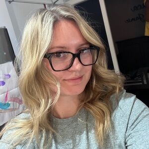 Meet your Posher, Kelsey